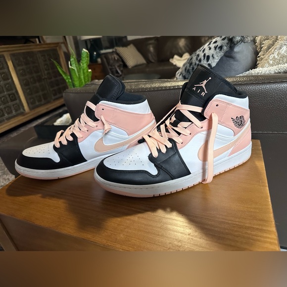 Nike Air Jordan 1 Mid Crimson Tint Arctic Orange Pink/Black Toe Mens 13 Like New - Picture 8 of 12